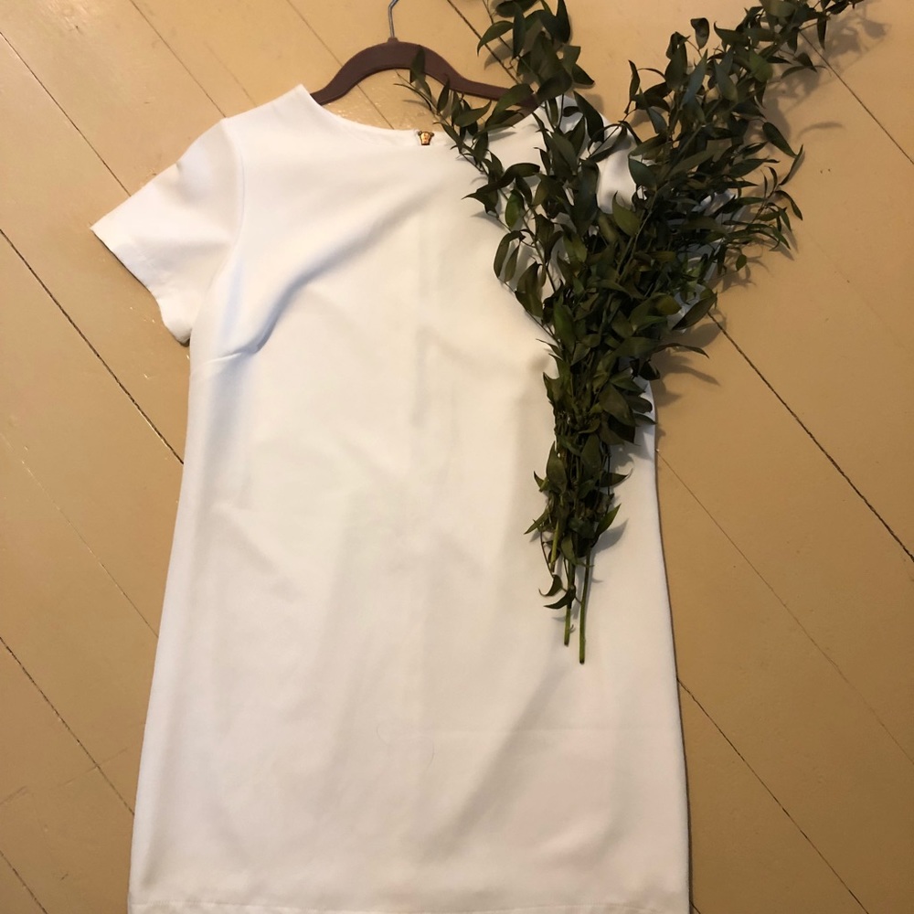 Lulus white shift dress